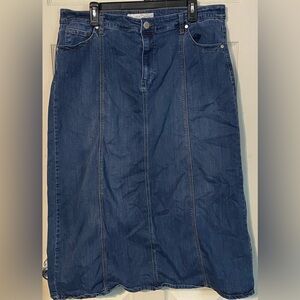 Denim skirt